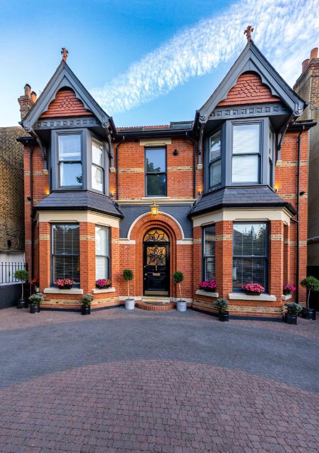 Вилла Dream House London With Gym, Cinema And Housekeeper Илинг Экстерьер фото