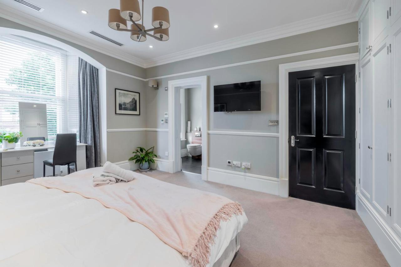 Вилла Dream House London With Gym, Cinema And Housekeeper Илинг Экстерьер фото