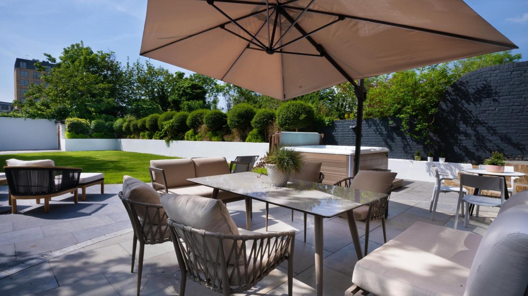 Вилла Dream House London With Gym, Cinema And Housekeeper Илинг Экстерьер фото